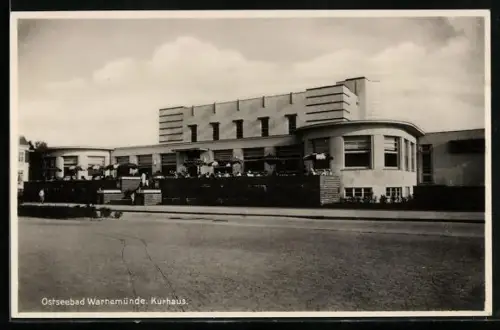 AK Warnemünde, Kurhaus mit Gaststättenterrasse