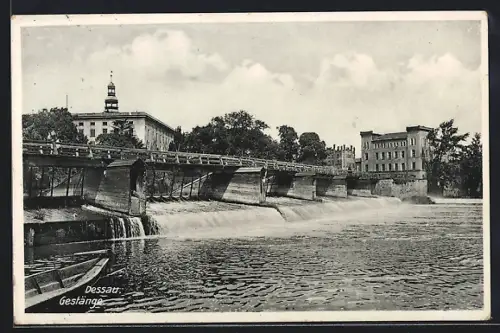 AK Dessau, Gestänge, Wehr