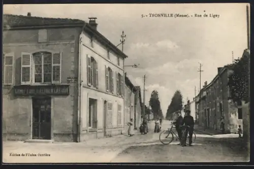 AK Tronville /Meuse, Rue de Ligny, Strassenpartie