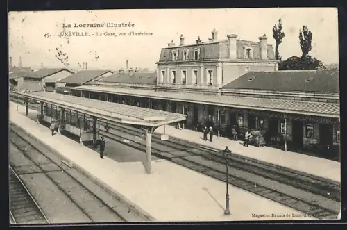 AK Lunéville, La Lorraine illustrée, La Gare, Vue d`intérieur, Bahnhof