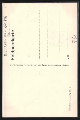 AK Bucquoy, Dorfplatz mit Kirche, Dorfpartie