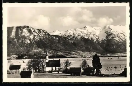 AK Ramsach /Murnau, Ramsachkircherl, Alpenpanorama, Landschaft