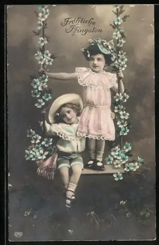 AK Zwei kleine Mädchen auf Schaukel mit Blumen, Pfingstgruss
