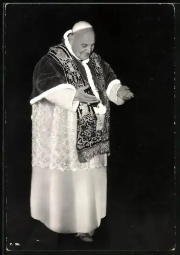 AK Papst Johannes XXIII. mit ausgestreckten Händen