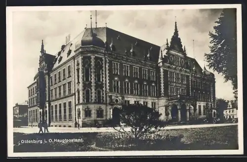AK Oldenburg i. O., Hauptpostamt mit Strassenpartie
