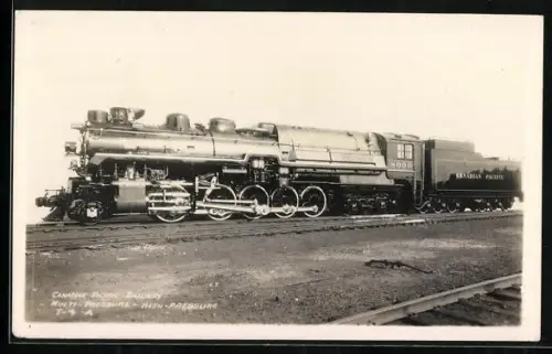 AK Canadian Pacific Railway with number 8000, Eisenbahn