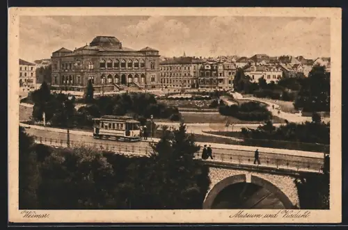 AK Weimar, Museum und Viadukt mit Strassenbahn