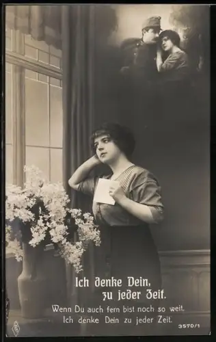 Foto-AK Dame mit dem Brief ihres Geliebten, Soldat mit seiner Geliebten, Ich denke Dein, zu jeder Zeit