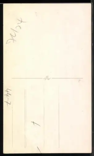 Foto-AK Kleines Kind mit einer Puppe in dem Armen