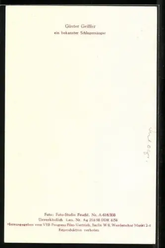 AK Musiker Günter Geissler lächelnd im Porträt, Autograph