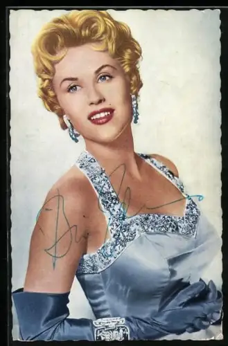 AK Musikerin Bibi Johns im blauen Kleid, Autograph