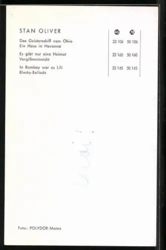 AK Musiker Stan Oliver in die Kamera blickend, Autograph