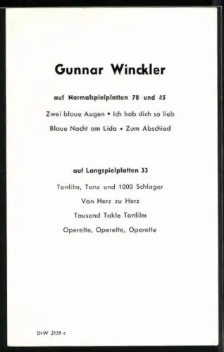 AK Musiker Gunnar Winckler in die Kamera lächelnd, Autograph