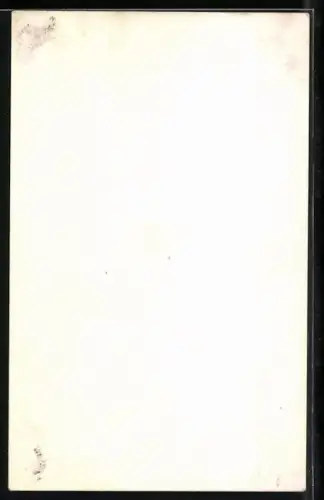 AK Musiker John William in die Kamera blickend, Autograph