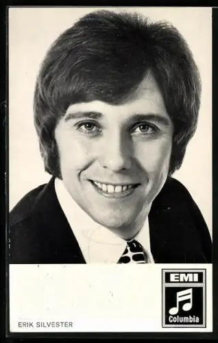 AK Musiker Erik Silvester mit freundlichem Lächeln, Autograph