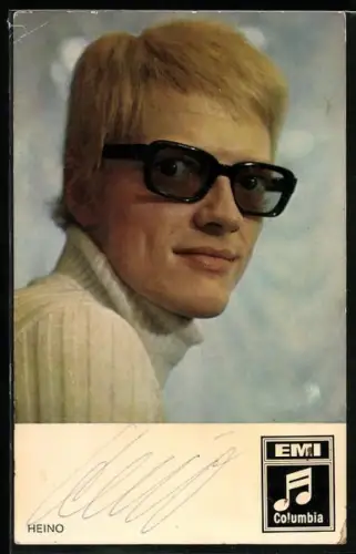AK Musiker Heino mit Brille, Autograph