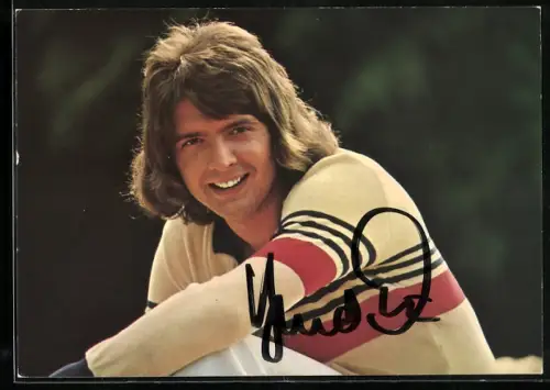 AK Musiker Bernd Clüver lächelnd im Porträt, Autograph