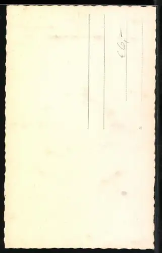 Foto-AK Halbportrait Student in Uniform mit Schirmmütze, studentische Szene