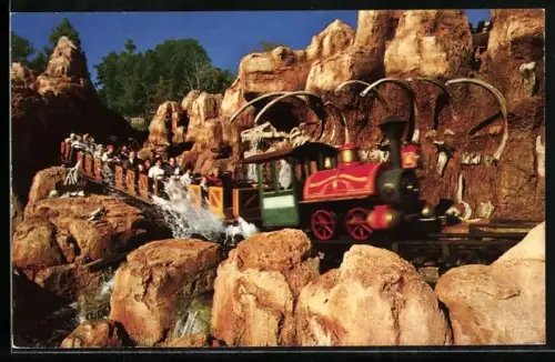 AK Disneyland, Splashin`, Rip-Roarin` Fun!