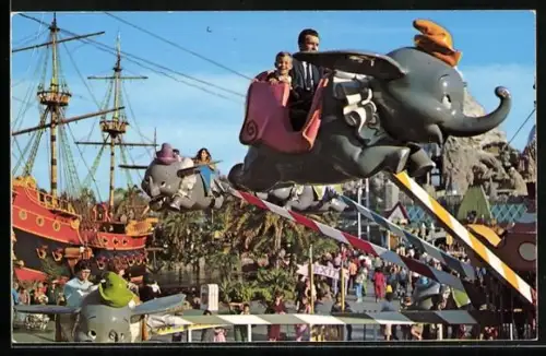 AK Disneyland, Dumbo-Fantasyland