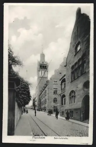 AK Pforzheim, Bahnhofstrasse mit Turm