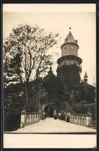 Foto-AK Wiesenburg i. M., Schloss mit Brücke