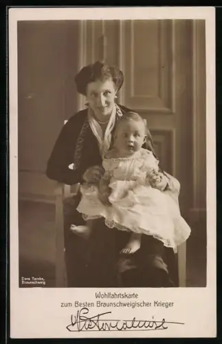 AK Victoria Luise von Braunschweig mit Kind