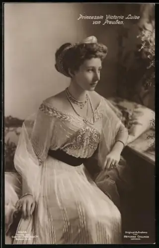 AK Prinzessin Victoria Luise von Preussen in der Blüte ihrer Jugend