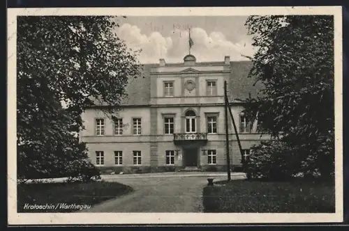 AK Krotoschin /Warthegau, Blick auf Verwaltungsgebäude