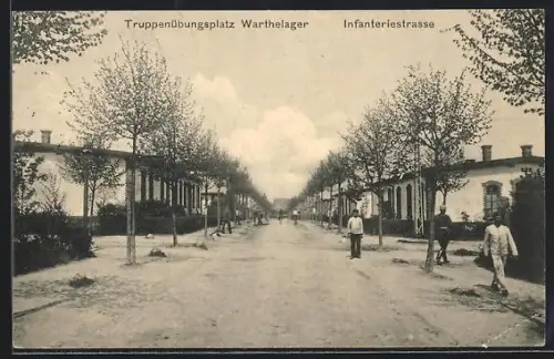 AK Warthelager, Truppenübungsplatz mit Infanteriestrasse