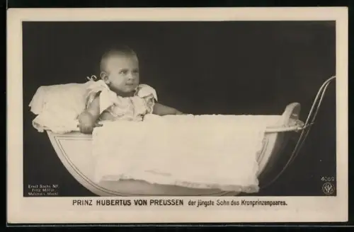 AK Prinz Hubertus in Kinderwagen