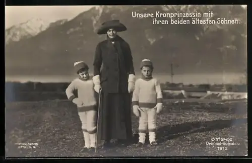 AK Unsere Kronprinzessin mit ihren beiden ältesten Söhnen, Kronprinzessin Cecilie von Preussen