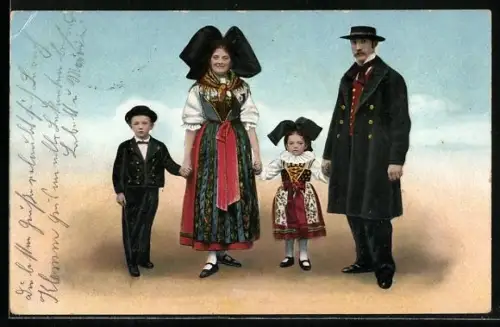 AK Elsässische Familie in Trachten