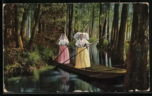 AK Lübbenau, Lübbenauer Bürgerwald mit Spreewälderinnen in Tracht im Kahn