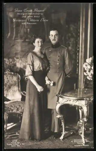 AK Prinz Erst August Herzog zu Braunschweig und seine Braut Prinzessin Viktoria Luise von Preussen