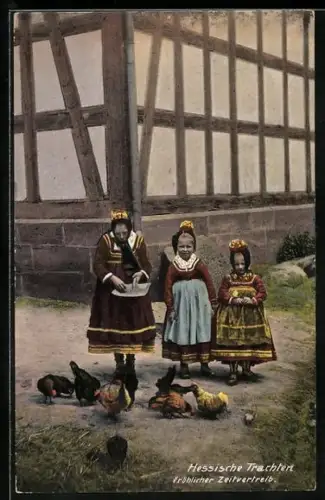 AK Hessische Trachten, Fröhlicher Zeitverteib, Mädchen füttern die Hühner