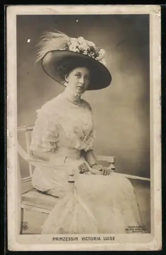 AK Prinzessin Victoria Luise in Kleid mit Hut