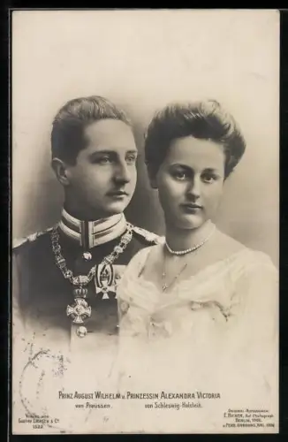 AK Portraits Prinz August Wilhelm von Preussen und Prinzessin Alexandra Victoria
