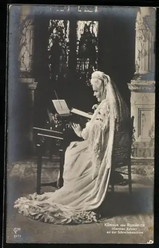 AK Die Königin von Rumänien, Carmen Sylva an der Schreibmaschine, Elisabeth von Rumänien
