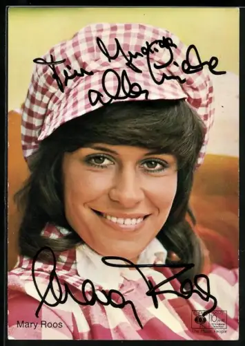 AK Musikerin Mary Roos mit Mütze, Autograph