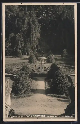 Foto-AK Reichstadt, Partie im Schlosspark