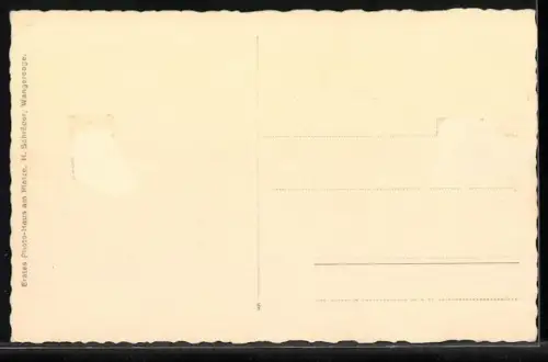 AK Mann und Frau in Badeanzügen im flachen Wasser