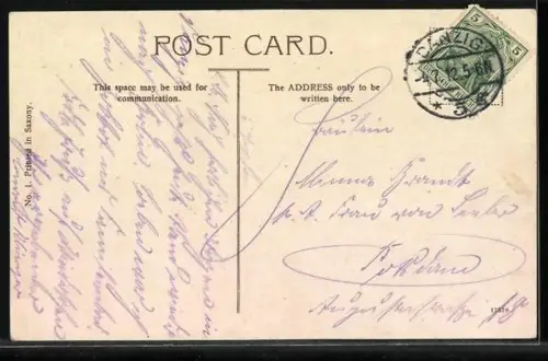 AK Kinder in Badekleidung spielen am Strand