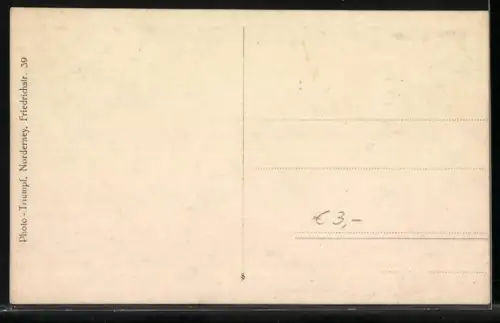 AK Männer und Frauen in Badekleidung mit übergrosser Sektflasche