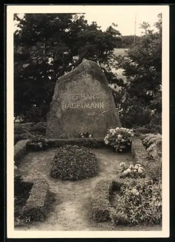 AK Hiddensee, Gerhart Hauptmanns Grabstätte