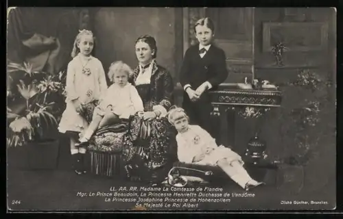 AK Madame La Comtesse de Flandre, le Prince Beaudoin, la Princesse Henriette Duchesse de Vendôme