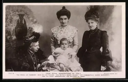 AK Königsfamilie von Italien, Prinz von Piedmont, seine Mutter Königin Helene, seine Grossmutter Königin Margherita