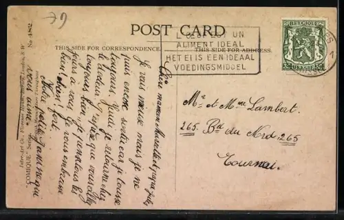 AK Hund mit Schuhen und Schleife, Locked out! Ils trouvent que je suis de trop