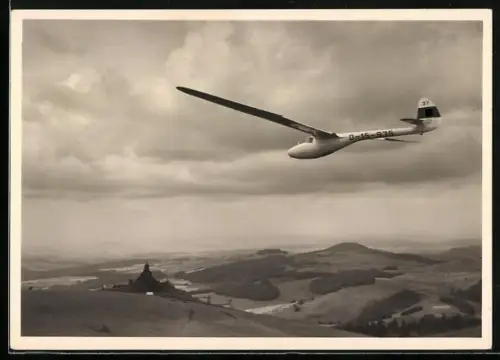 AK Segelflieger über Hügellandschaft