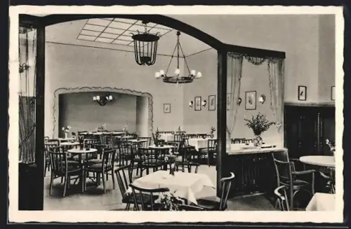AK Dortmund, Hotel-Restaurant Biedermeier, Inh. L. Ostermann, Westenhellweg 65, Innenansicht